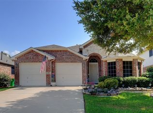 525 Lake Point Dr, Little Elm, TX 75068