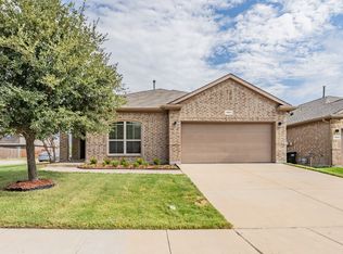 1801 Kachina Lodge Rd, Fort Worth, TX 76131