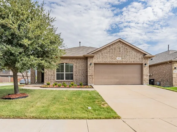 1801 Kachina Lodge Rd, Fort Worth, TX 76131