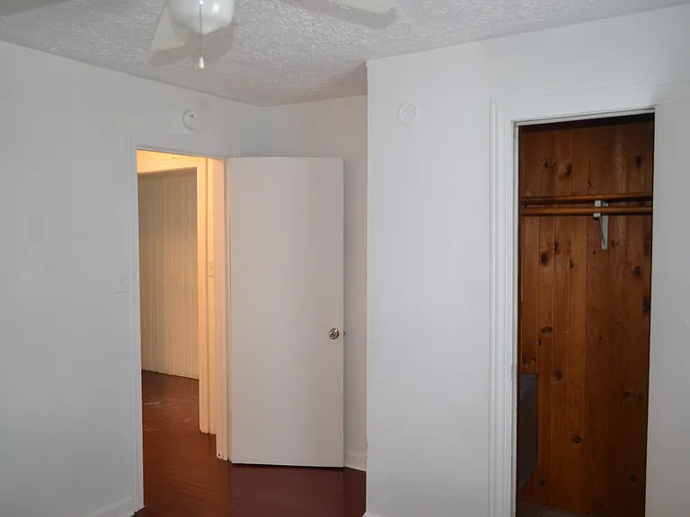 1615 Argonne Blvd — Photo 9