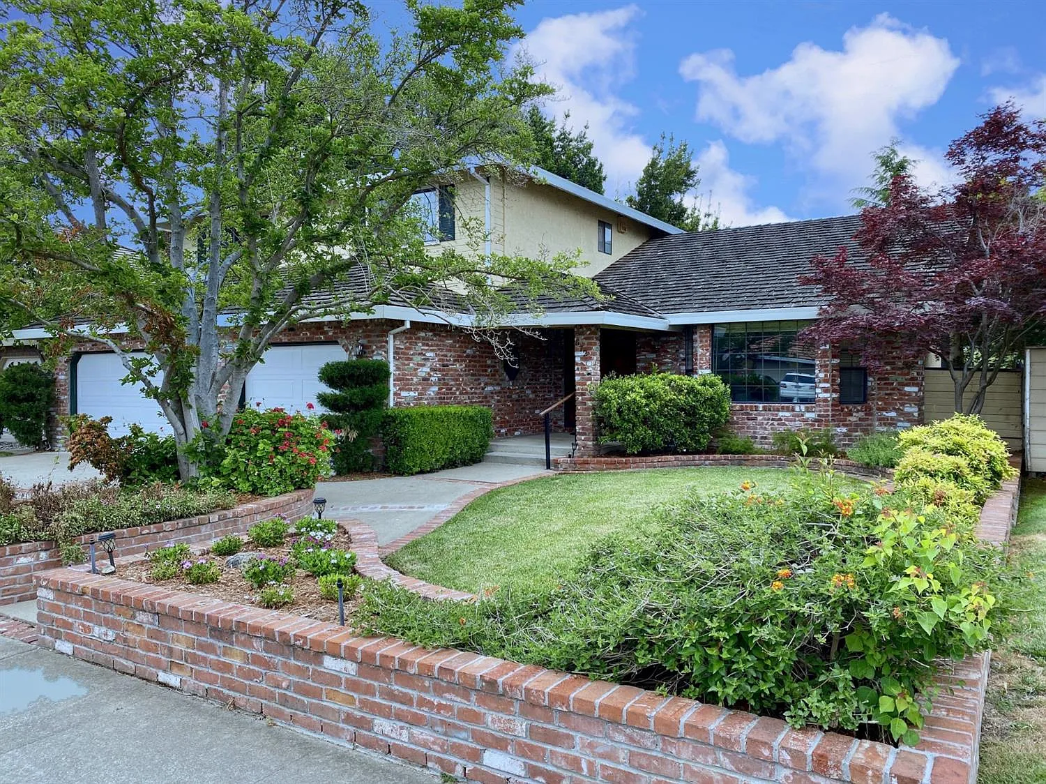 672 Rivergate Way photo 1