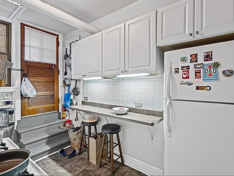 6835 N Wolcott Ave #G — Photo 8