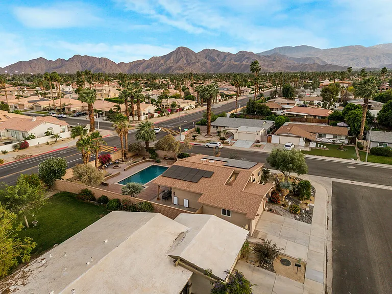 43260 Silktree Ln — Photo 41