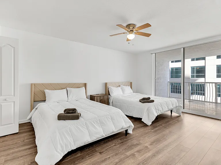 1200 Brickell Bay Dr #2512 — Photo 15