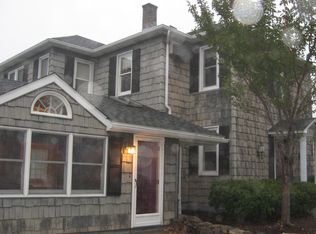 49 Fenwood Rd, Worcester, MA 01604