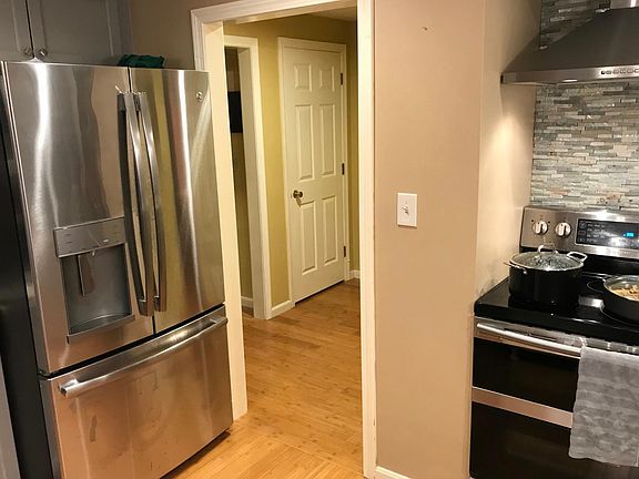3rd image of 303 Lexington St #303