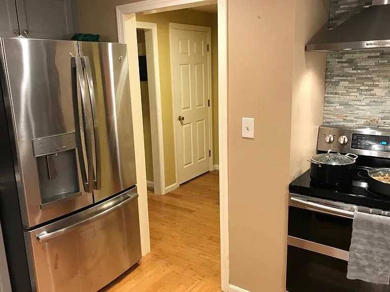 303 Lexington St #303 — Photo 3