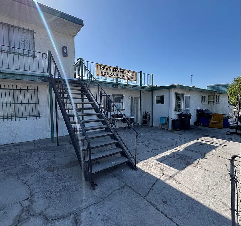622 W McWilliams Ave #5