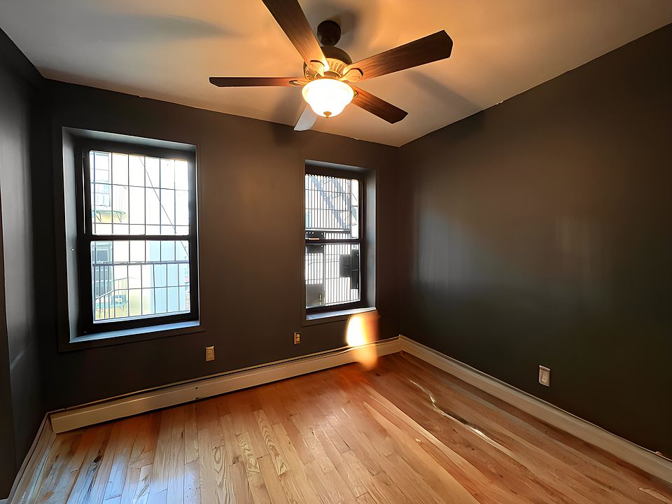 1st image of 109 Madison St APT 20