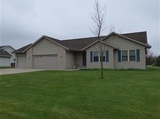 5740 Kingfisher Dr, Stevens Point, WI 54482
