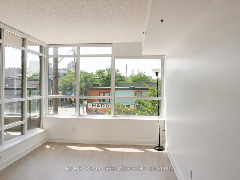 11 Superior Ave #207 — Photo 7