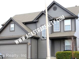 16104 S Cooper St, Olathe, KS 66062