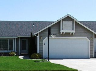 2630 NW 15th St, Redmond, OR 97756