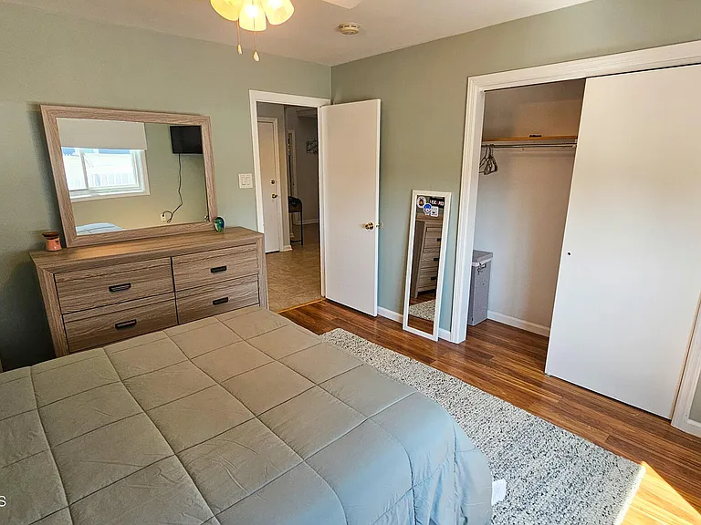 702 Newell Ave — Photo 32