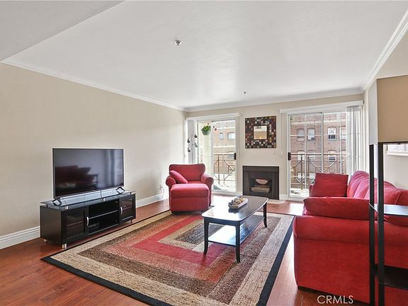 4th image of 801 Pine Ave Unit 310