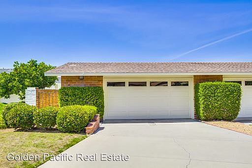 2nd image of 1480 La Linda Dr