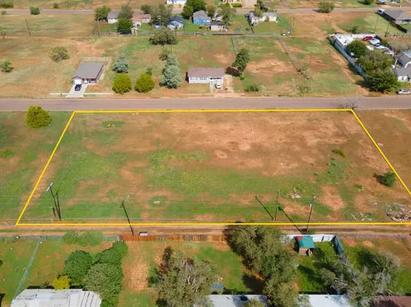 2808 E 7th St, Lubbock, TX 79403