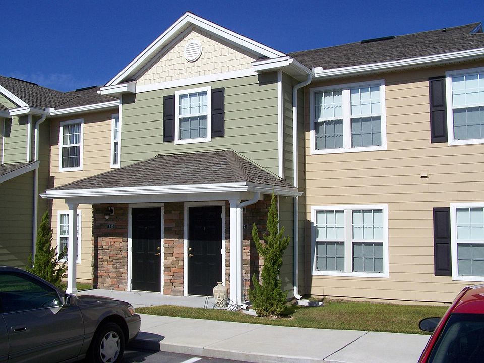 607 Cape Cod Dr Unit (Bottom Floor)