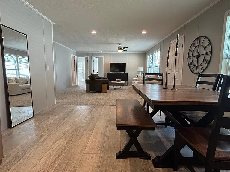 1415 Fisk Rd — Photo 18