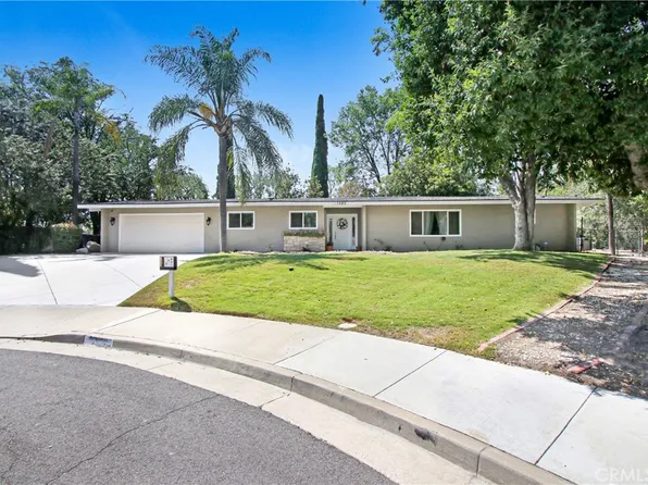 1580 Pelham Pl, Riverside, CA 92506