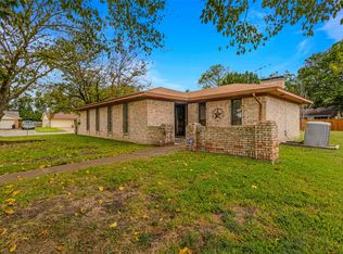 1801 Ridgecrest Dr, Terrell, TX 75160