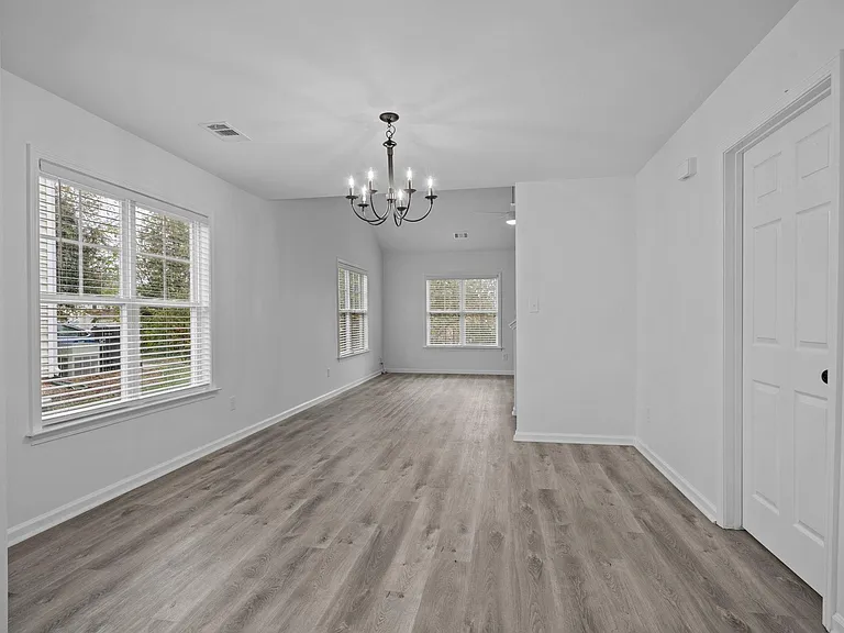 7926 Camden Hollow Rd — Photo 7