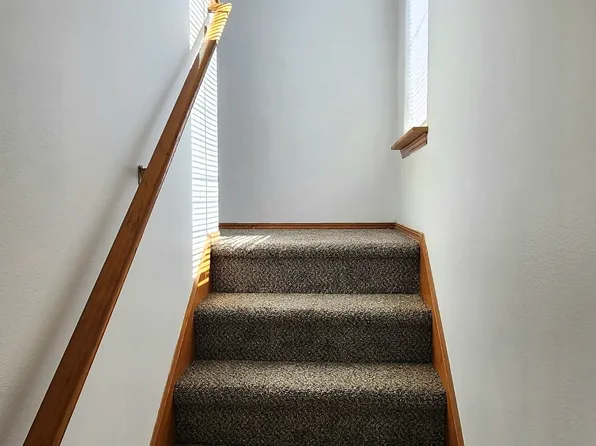 1326 S Skyline Dr, Moses Lake, WA