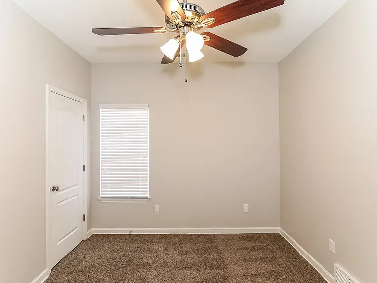 8574 Napoli Dr — Photo 10