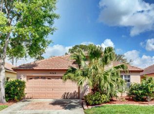 2048 Bonisle Cir, Riviera Beach, FL 33418