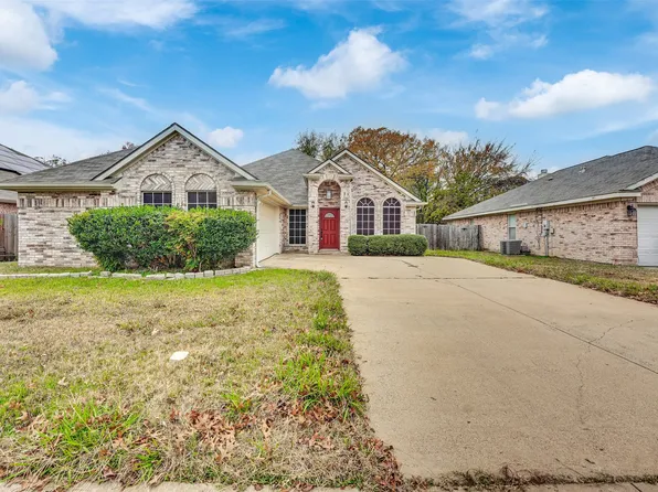4507 Stones River Rd, Grand Prairie, TX 75052