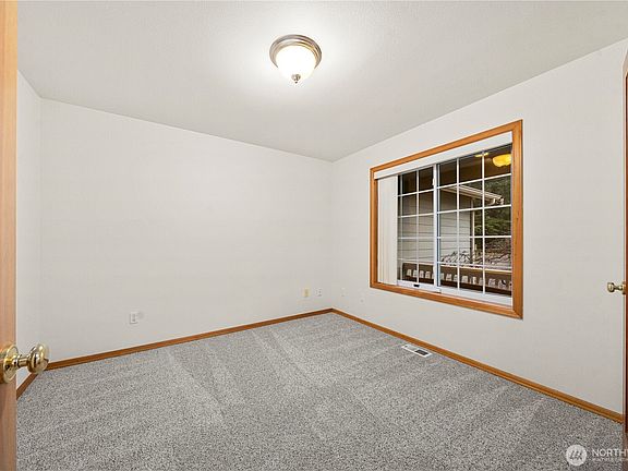 5th image of 14720 48th Avenue NW