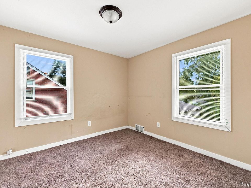 8882 Evergreen Ave, photo 13