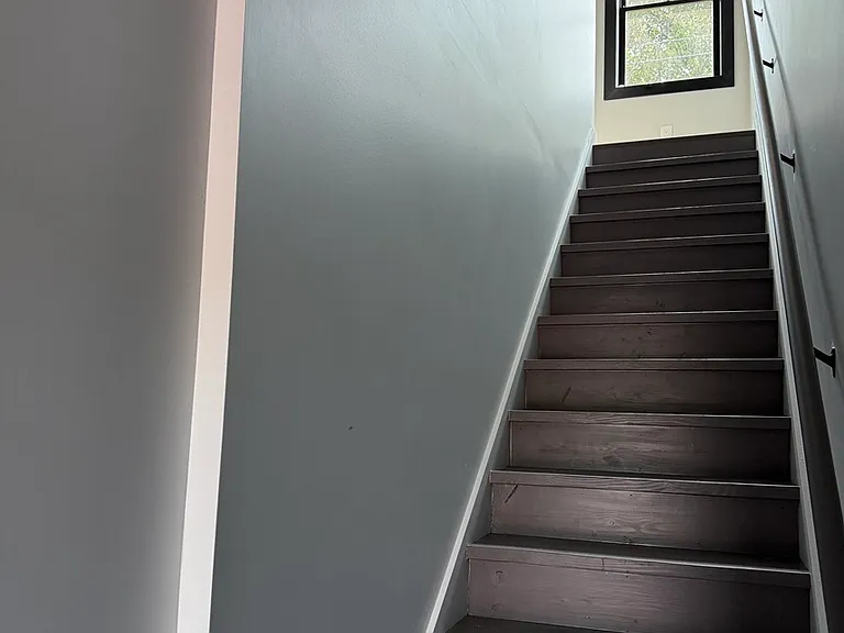 401 Memorial Rd #4 — Photo 17