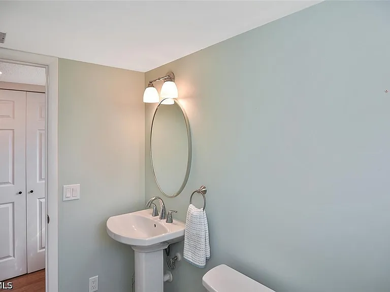 4295 Island Cir #2 — Photo 7