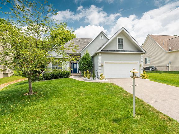 2nd image of 2708 Dee Peppers Dr