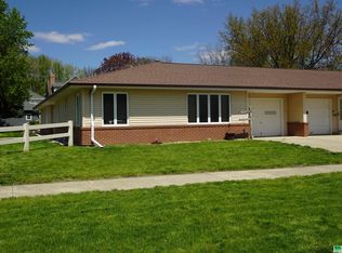 701 8th St, Sheldon, IA 51201