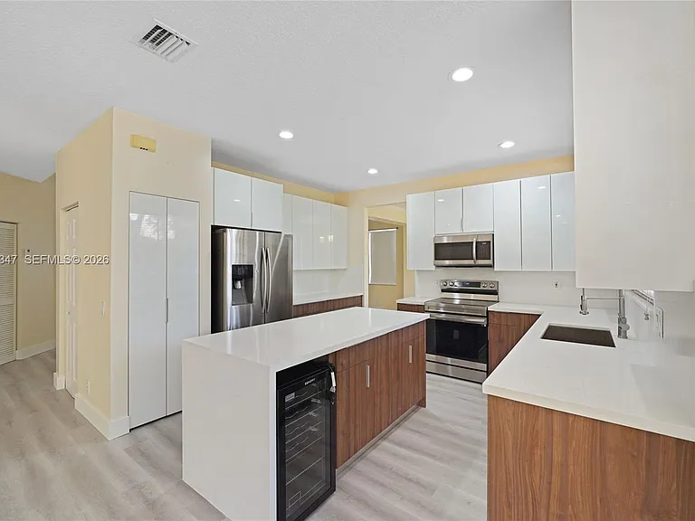 4312 Laurel Ridge Cir — Photo 17
