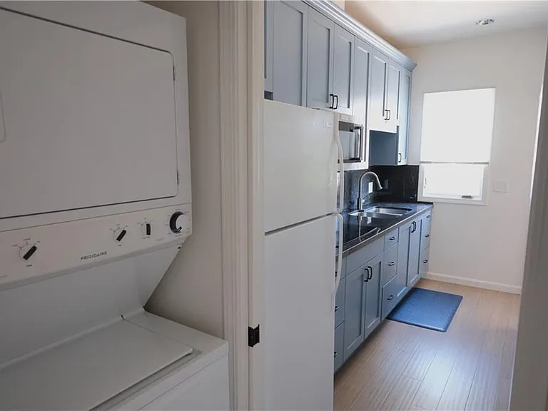 1955 Las Lomitas Dr #LOFT ABOVE THE GARAG — Photo 3