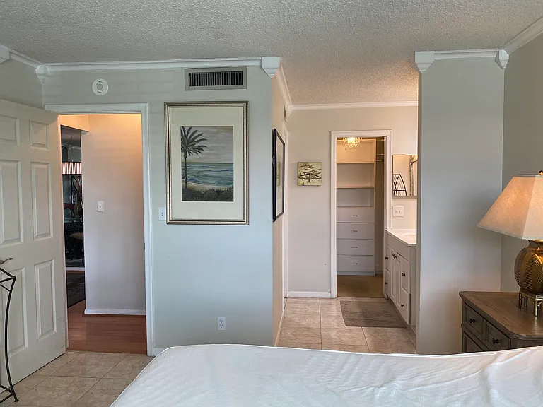1 Royal Palm Way #201 — Photo 23