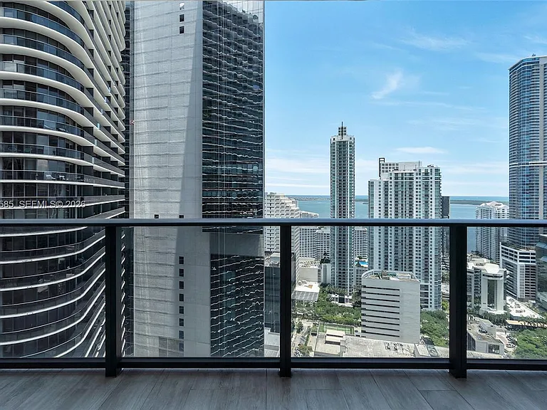 45 SW 9th St #3502 — Photo 1