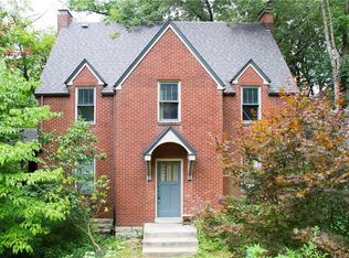 33 Wilkins Rd, Pittsburgh, PA 15221