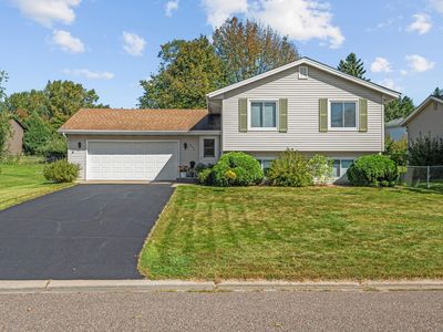553 Westfield Ln, Vadnais Heights, MN, 55127