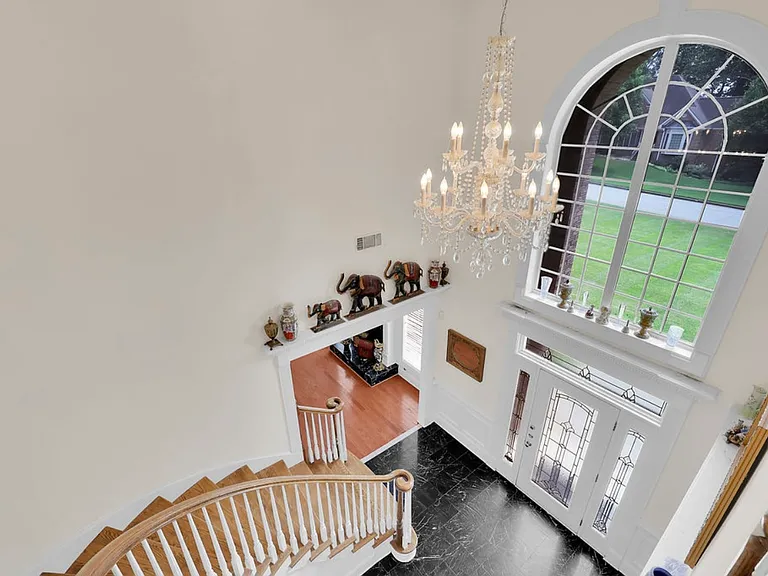 8225 Seven Oaks Dr S — Photo 14