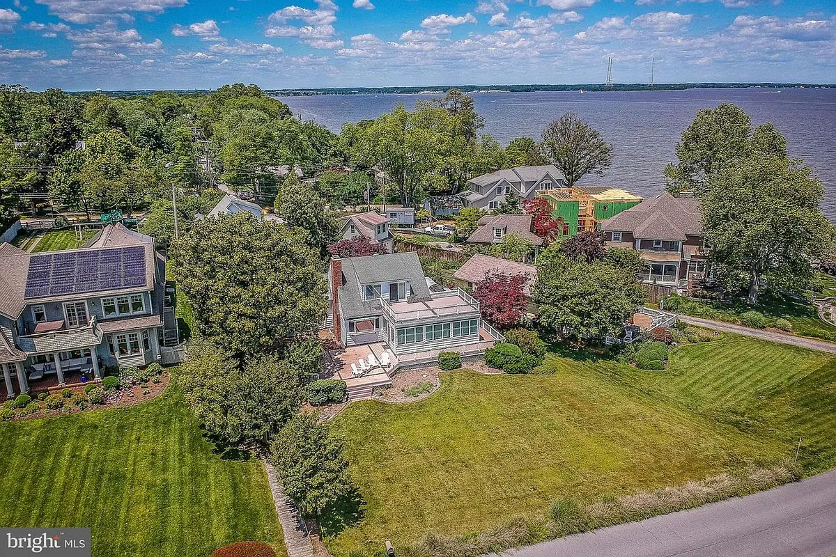 Building Photo - 117 Bay Dr