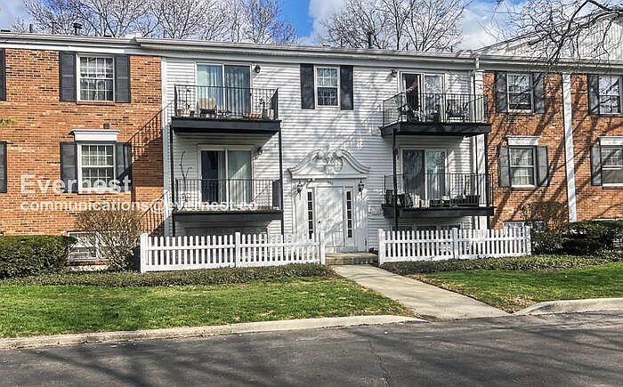 1st image of 1450 Slade Ave APT 103