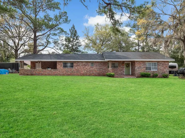 131 E Dowling St, Perry, FL 32347