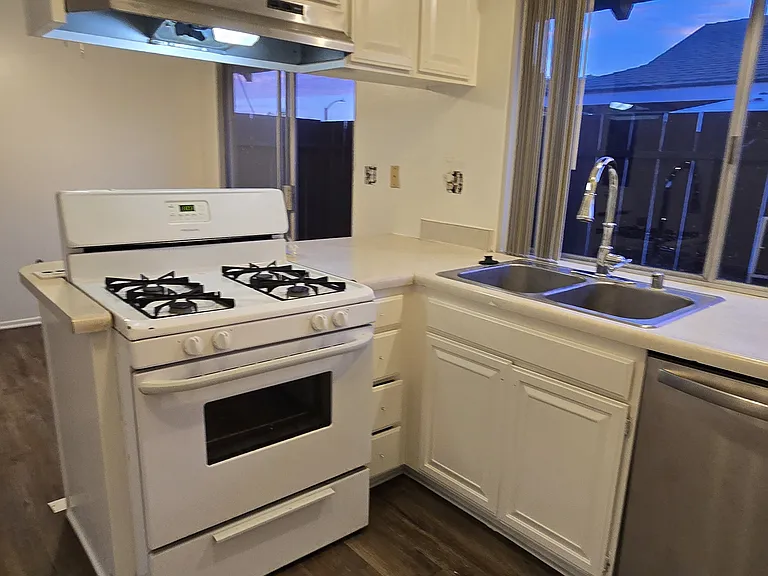 7291 La Mancha Cir #C — Photo 15
