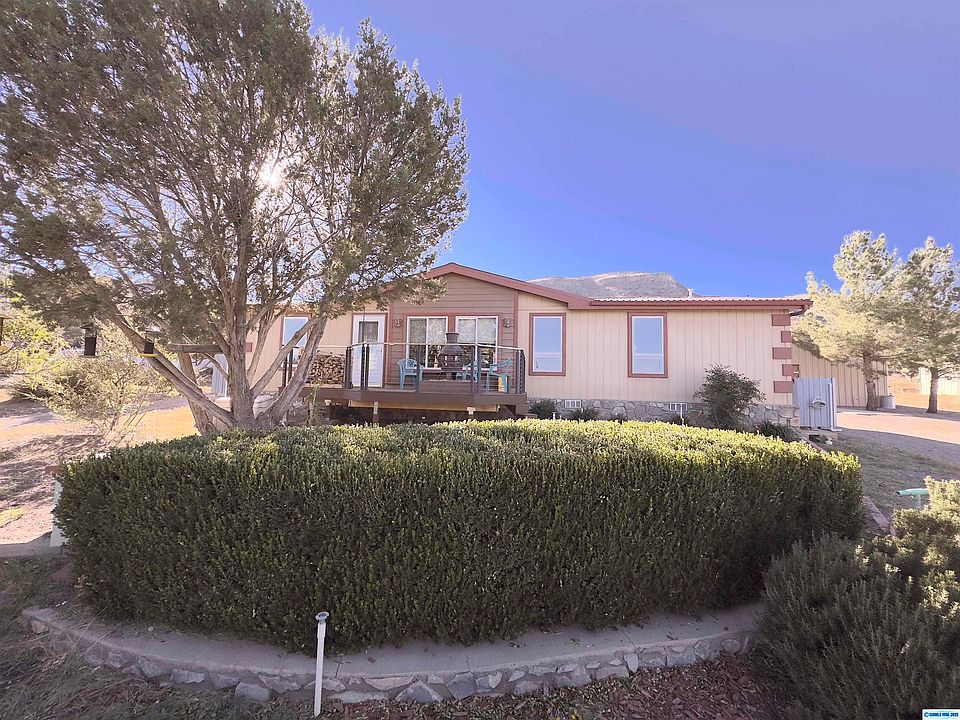 1st image of 266 Valle De Uvas