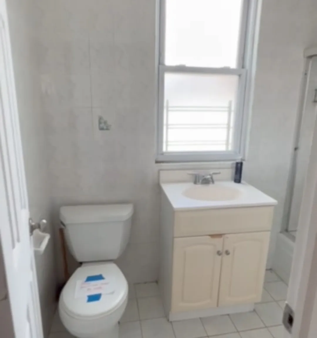 3 bed, $3,027 — Photo 4