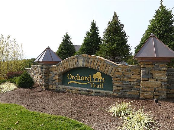 5th image of 25 Orchard Trail Dr